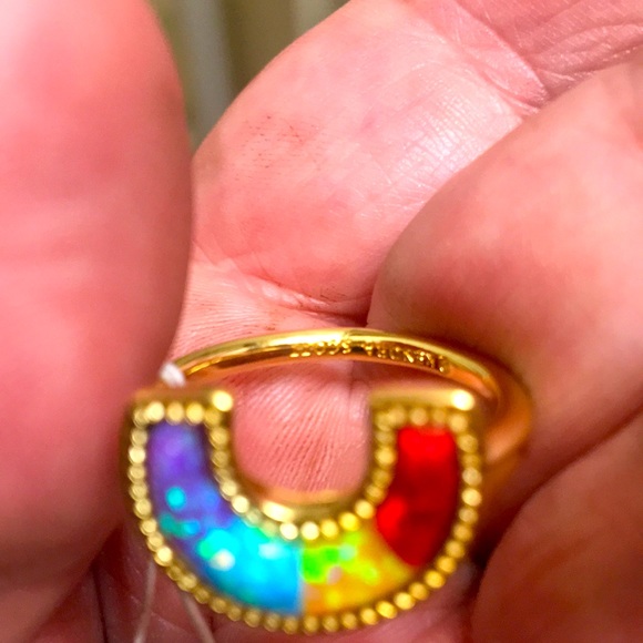 Kendra Scott The Rainbow Gold Band Ring in Primsary Colored Opal NWT SIZ… - Picture 4 of 6